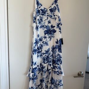 Lulu's Blue and White Floral Maxi Dress
